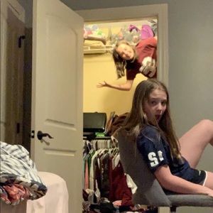 Meet your Posher, Lauren